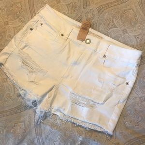 AEO White Hi-Rise Shortie size 12 Stretch NWT